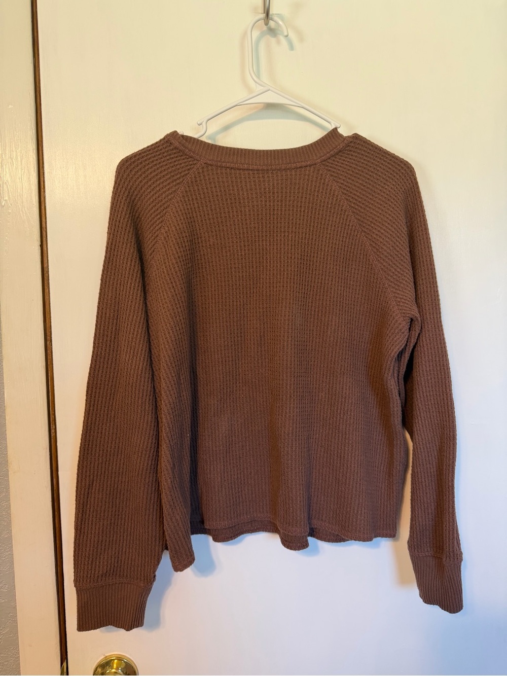 Old Navy Women's Brown Waffle Crewneck Sweater - Picture 3 of 3